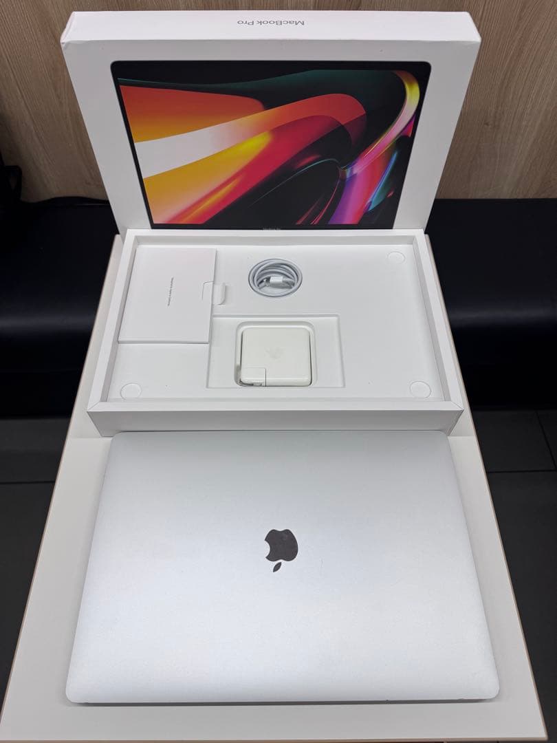MacBook Pro 16インチ 2019 Core i9/32GB/1TB