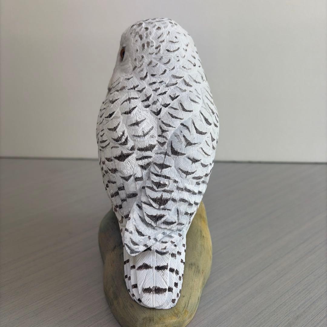 野鳥シロフクロウ　バードカービング　手彫り　リアル木彫り　ハンドメイド　一点物